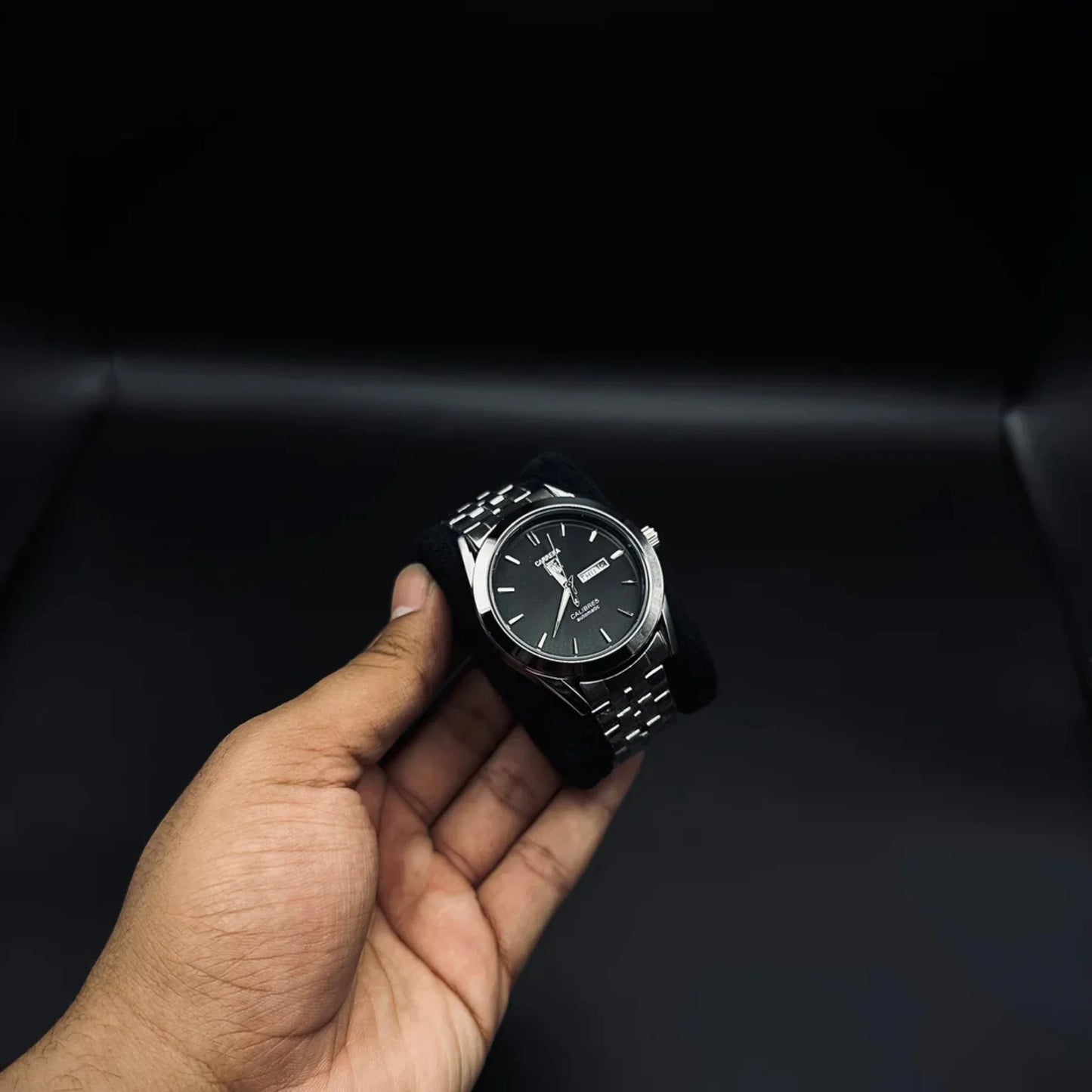 HEUER CHAIN CALIBRE | BLACK DIAL
